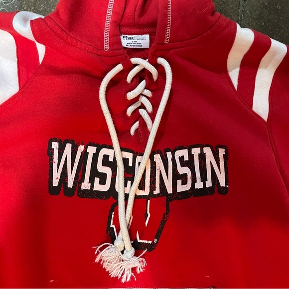 Wisconsin Sweatshirt - Picture 3 of 3